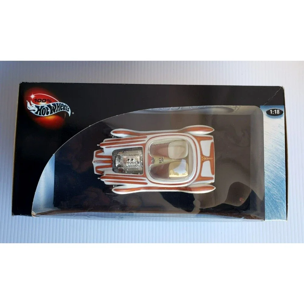 Vintage 2002 Hot Wheels 100% BEATNIK BANDIT White 1/18 WHITE LINE REAL RIDERS!